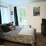 L'hermitage - Piscine Et Bien-etre Апартаменты *